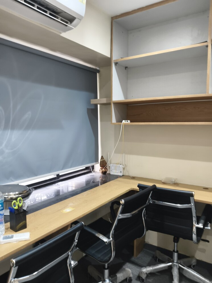 Team Area, vile parle west Commercial Office Space 170 Sq.Ft. In Vile Parle West Mumbai 8929464