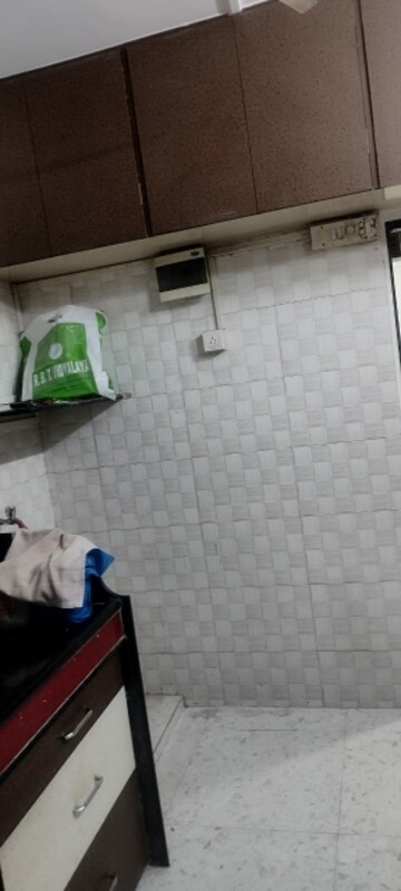 Bathroom in 1 BHK Apartment at Dombivli East – for Rent