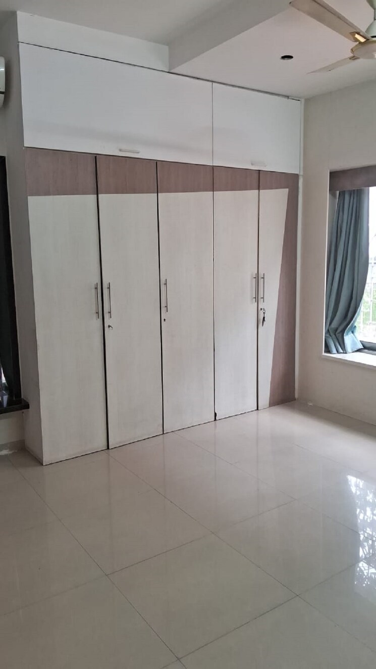 Room, bandra west 2 Bedroom 750 Sq.Ft. Apartment In Bandra West Mumbai 8929466