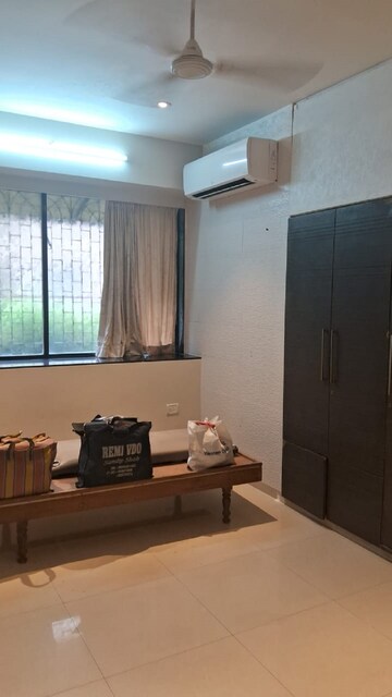 Room in 2 BHK Apartment at Bandra West – for Rent