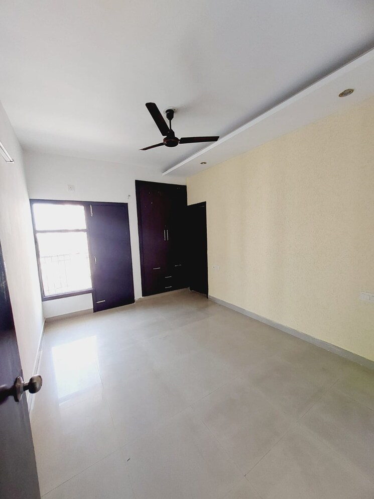 Room, maya-garden-city 3 Bedroom 1852 Sq.Ft. Apartment In Lohgarh Zirakpur 8929459