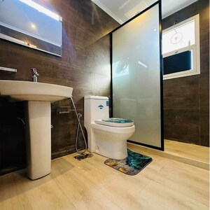 Living Room in 3 BHK Apartment at Oberoi Realty Esquire, Gokuldham Colony – for Sale