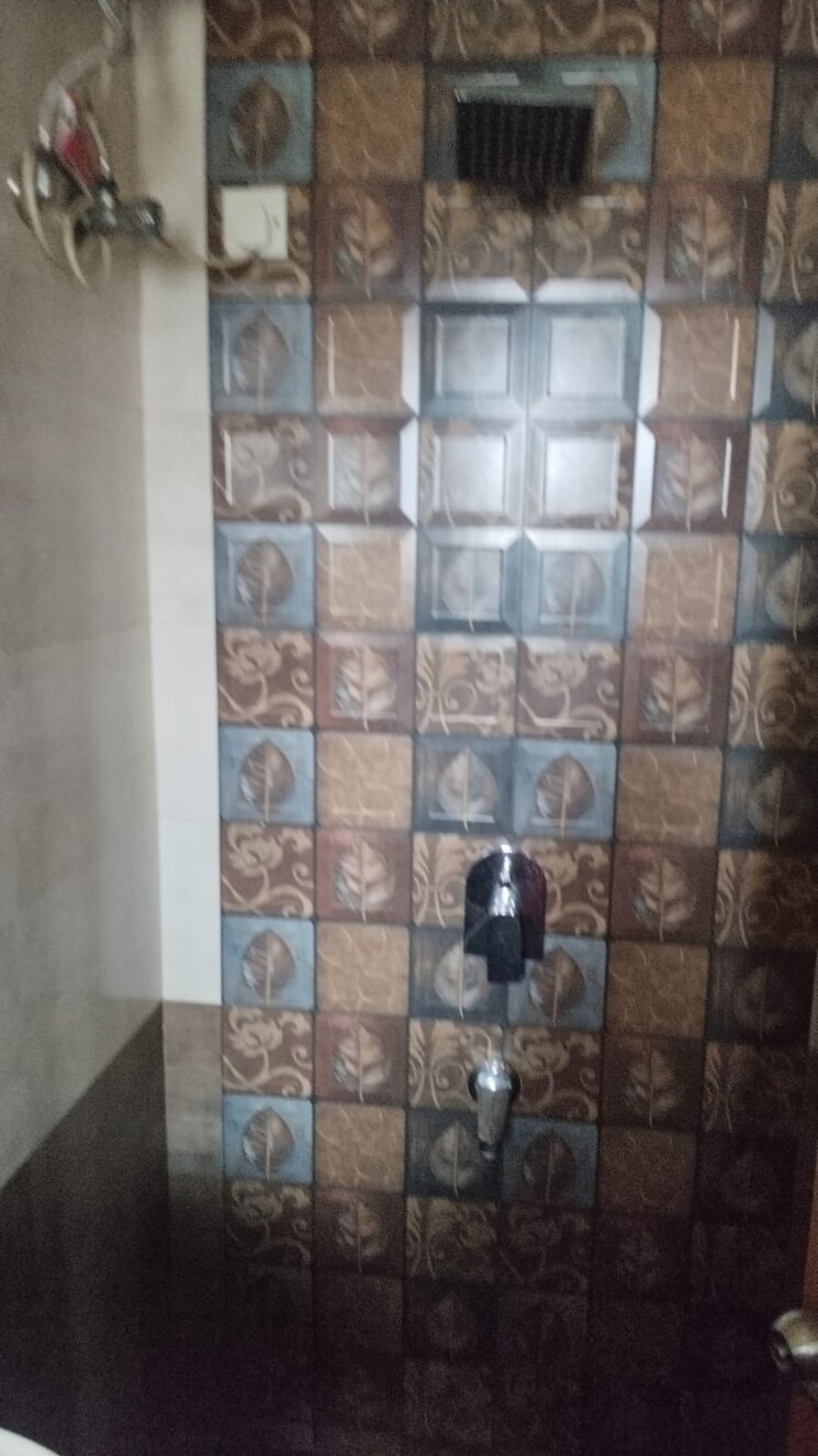 Bathroom, kopar khairane 4 Bedroom 1800 Sq.Ft. Apartment In Kopar Khairane Navi Mumbai 8929453