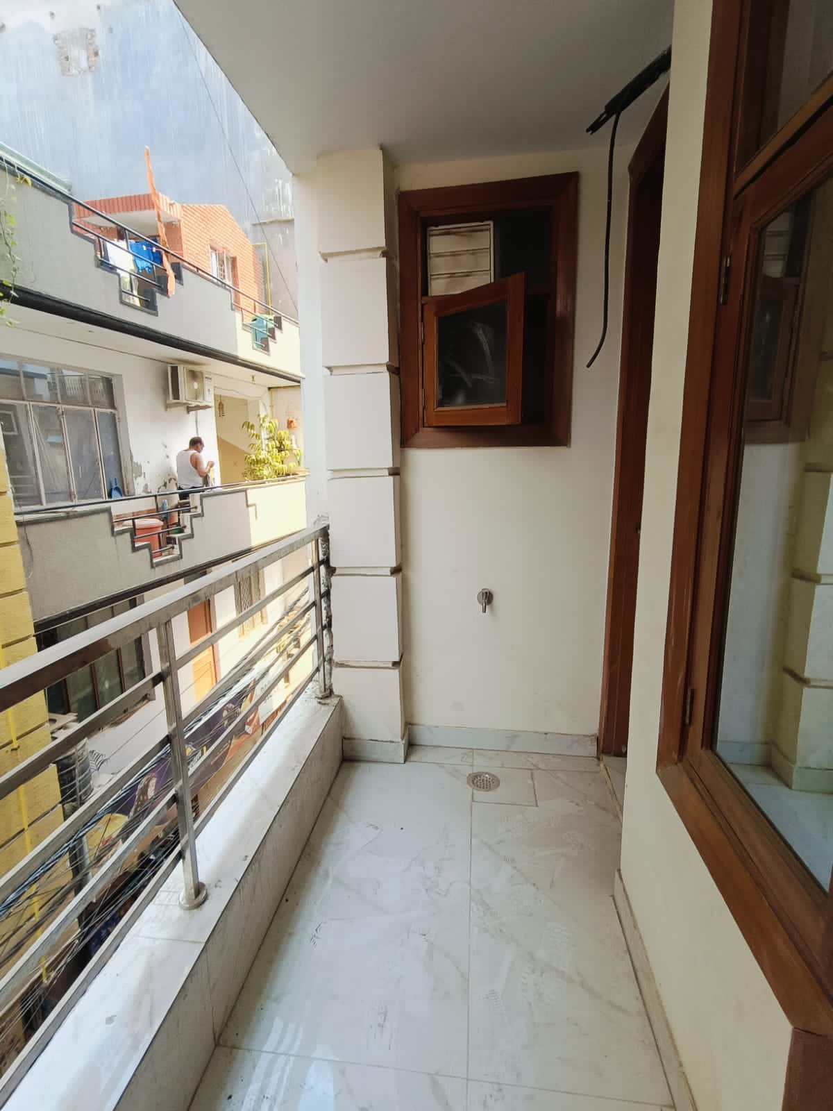 1 BHK + Extra Room Builder Floor For Rent in Saket