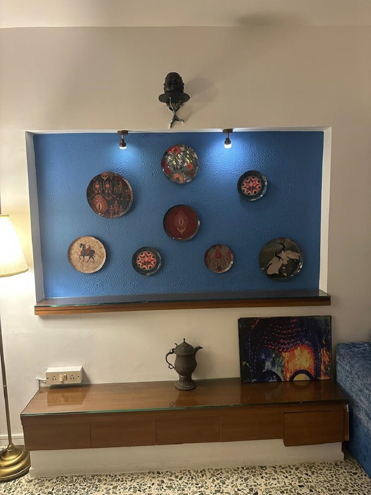 Room, bandra west 2 Bedroom 750 Sq.Ft. Apartment In Bandra West Mumbai 8929499