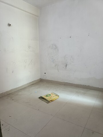 Room in 2 BHK Apartment at Ip Extension – for Rent