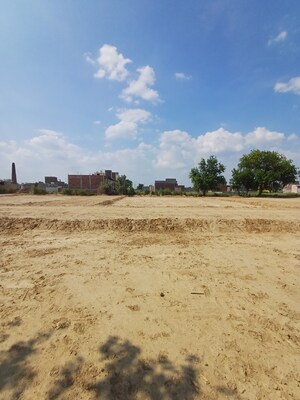  Plot For Sale in Bhopani