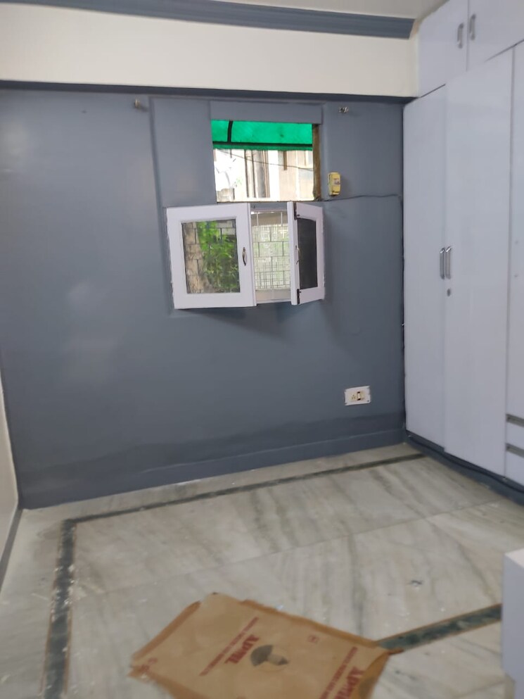 Room, ip extension 2 Bedroom 1050 Sq.Ft. Apartment In Ip Extension Delhi 8929555
