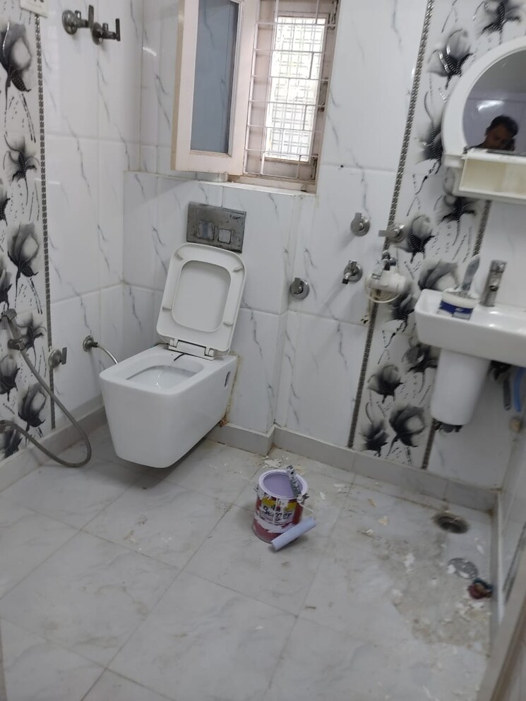 Bathroom, ip extension 2 Bedroom 1050 Sq.Ft. Apartment In Ip Extension Delhi 8929555