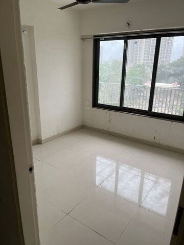 Room in 3 BHK Apartment at Shilp Revanta, Shela – for Rent