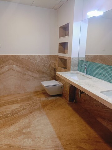 Bathroom in 5 BHK Penthouse at Erandwane – for Sale