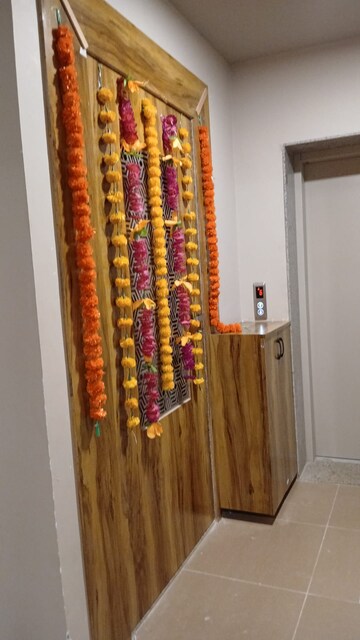 Bedroom in 2 BHK Apartment at Sun Atmosphere, Shela – for Rent