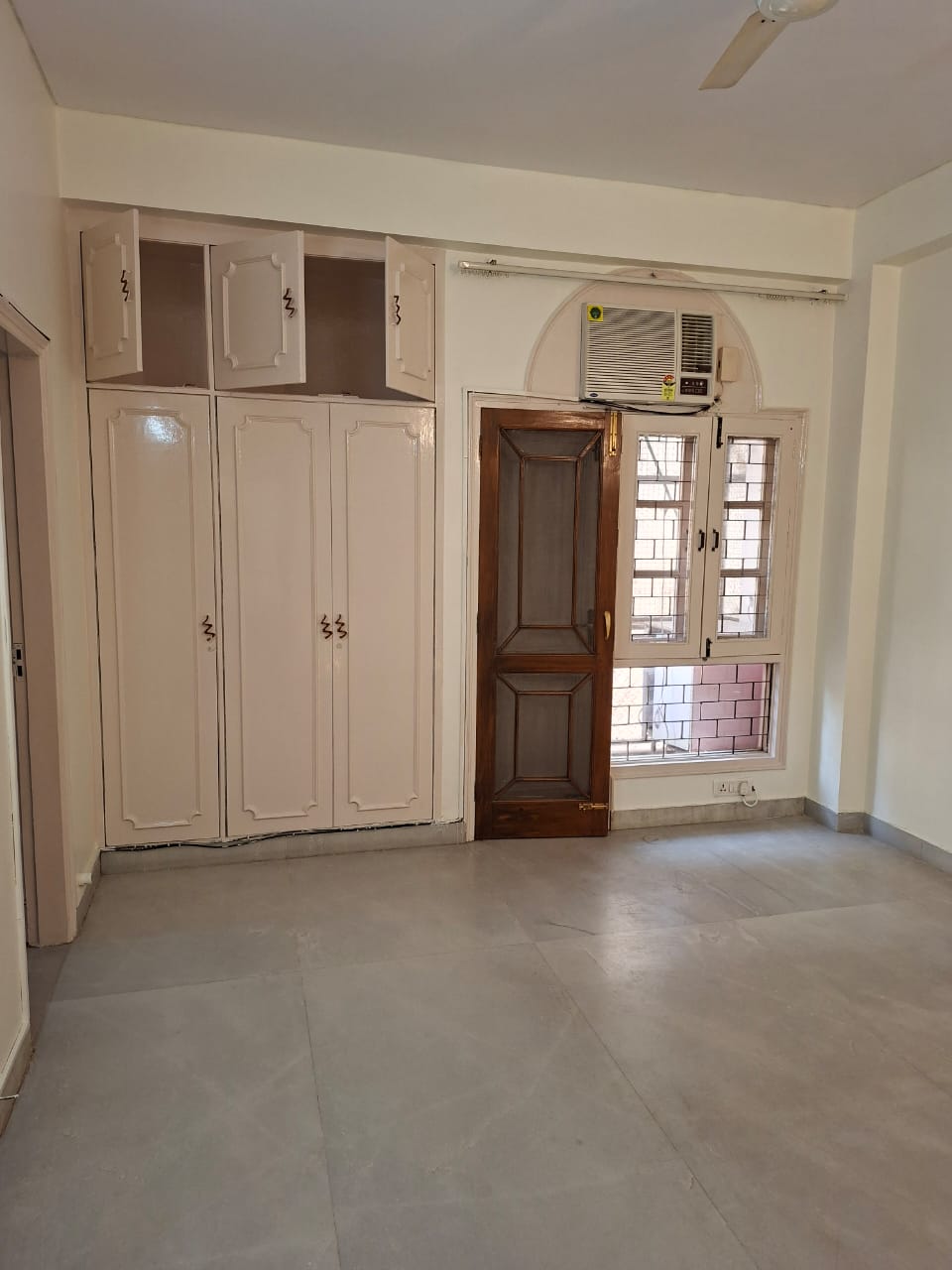 3 BHK Apartment For Sale in Green Park Main