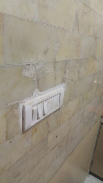 Bathroom in 1 BHK Builder Floor at Palam Vihar Residents Association, Palam Vihar – for Rent