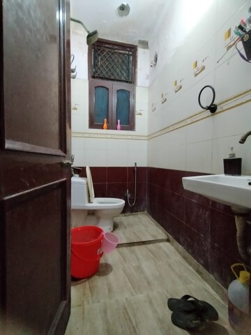 Kitchen in 2 BHK Builder Floor at Kesar Garden Apartments, Sector 48 – for Rent