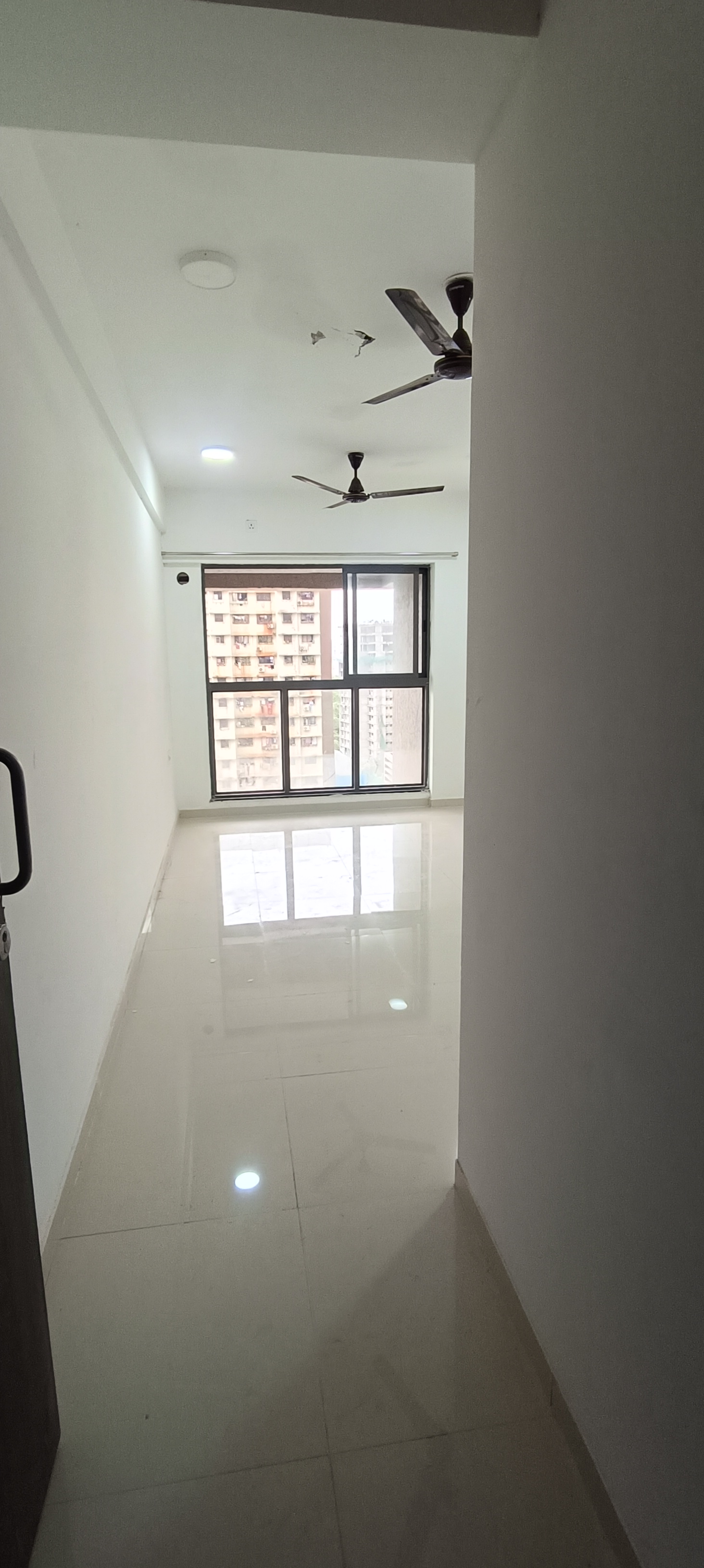 2 BHK Apartment For Rent in UK Iridium