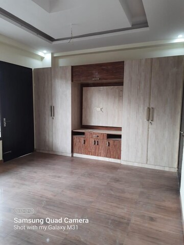3 BHK Builder Floor For Rent in Sector 52