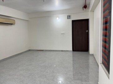 Room in  Office Space at Navrangpura – for Rent