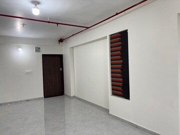 Room in  Office Space at Navrangpura – for Rent