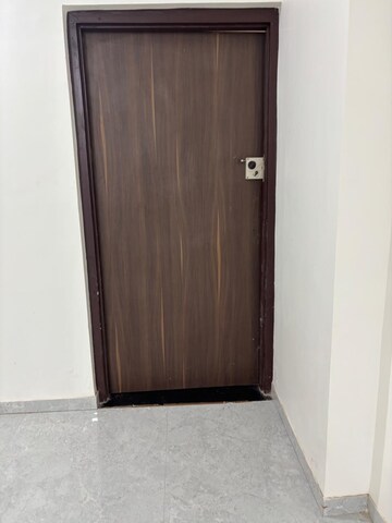 Room in  Office Space at Navrangpura – for Rent