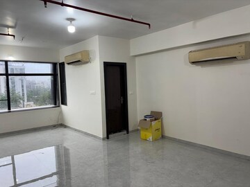 Room in  Office Space at Navrangpura – for Rent