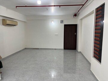 Room in  Office Space at Navrangpura – for Rent