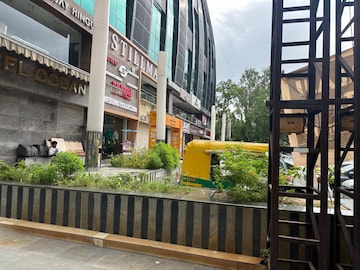  Office Space – Exterior View View at Navrangpura - for Rent