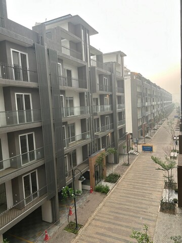 2.5 BHK Builder Floor For Rent in Smart World Gems, Sector 89