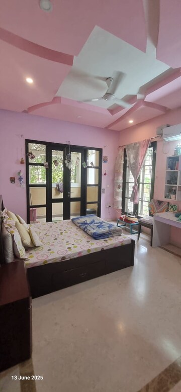 Bedroom in 4 BHK Villa at Prestige Silver Oak Villa, Whitefield – for Rent