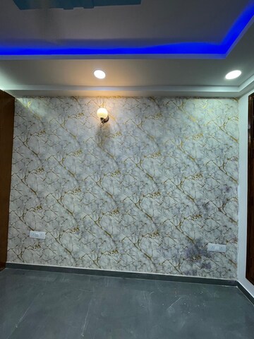 Furnished Amenities in 3 BHK Builder Floor at Mahavir Enclave 1 – for Sale