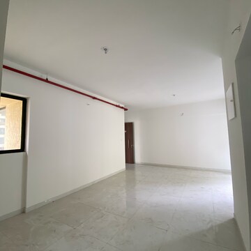 Room in 3 BHK Apartment at Runwal Gardens Phase 2, Kalyan Shilphata Road – for Rent