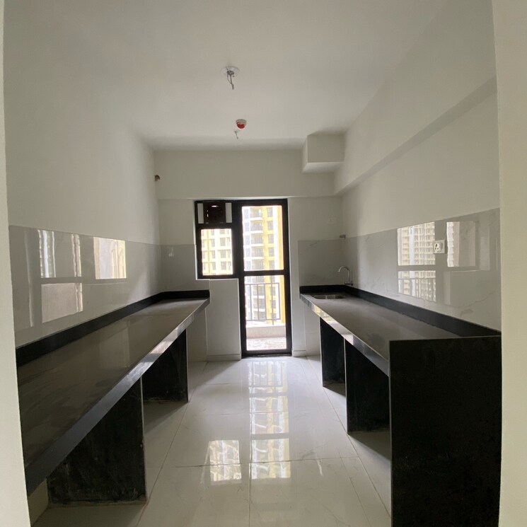 Kitchen, runwal-gardens-phase-2 3 Bedroom 904 Sq.Ft. Apartment In Kalyan Shilphata Road Thane 8929827