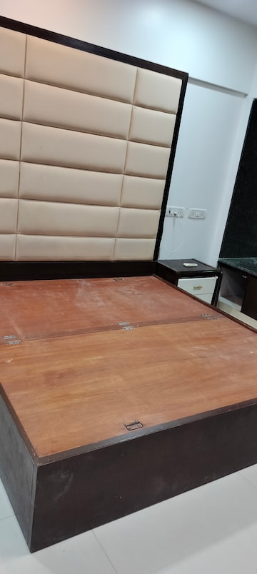 1 BHK Apartment For Rent in Tranquility Apartments, Andheri West