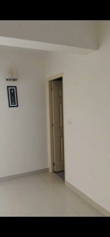 Room in 2 BHK Apartment at Mahaveer Tranquil Whitefield, Whitefield – for Rent