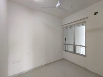 Room in 2 BHK Apartment at Marathon Nexzone, New Panvel – for Rent