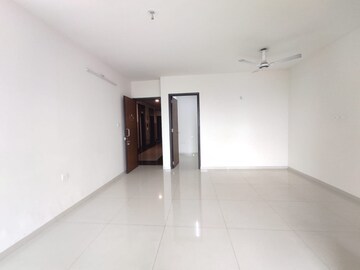 Room in 2 BHK Apartment at Marathon Nexzone, New Panvel – for Rent