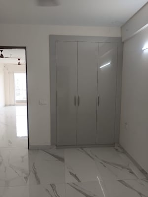 Room in 2 BHK Apartment at M3M Soulitude, Sector 89 – for Sale