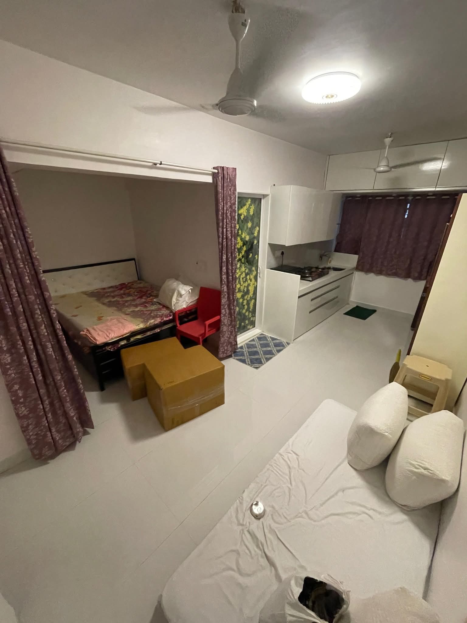 Studio  350 Sq.Ft. Apartment in Juhu Vishal CHS