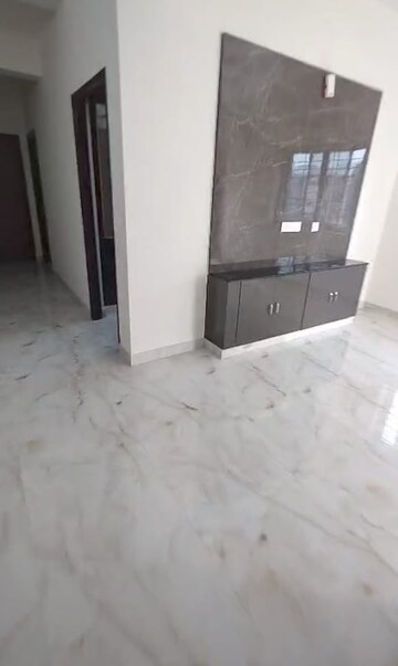 Room in 3 BHK Apartment at Pragathi Nagar – for Rent