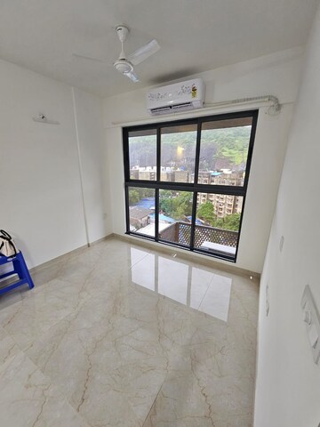 Room in 1 BHK Apartment at Godrej Urban Park, Chandivali – for Rent
