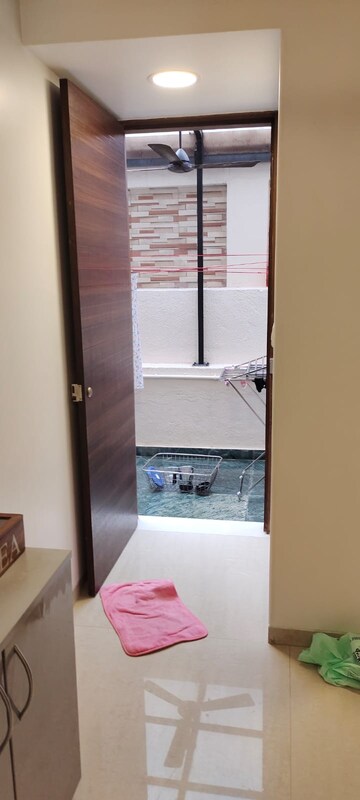 Furnished Amenities in 4 BHK Apartment at Vashi Sector 7 – for Sale