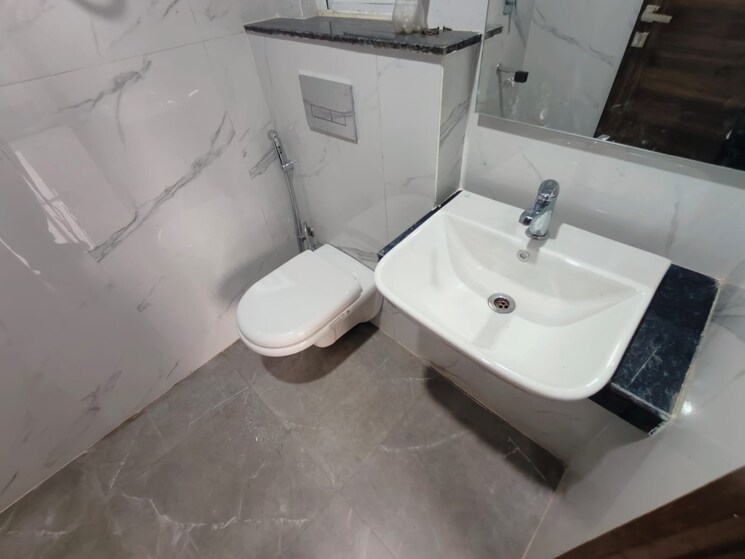 Bathroom, smart-world-gems 2.5 Bedroom 1196 Sq.Ft. Builder Floor In Sector 89 Gurgaon 8929995