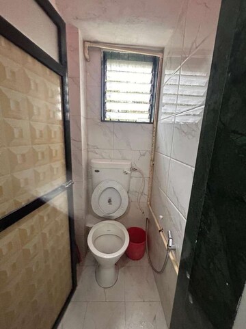 Bathroom in 1 RK Apartment at Kandivali East – for Sale