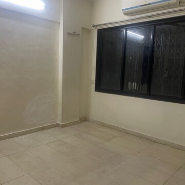 Room in 2.5 BHK Apartment at Runwal The Sanctuary Tower 4, Bhandup Industrial Area – for Rent