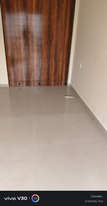 Room in 2 BHK Apartment at Shree Shakun Greens, Virar West – for Rent