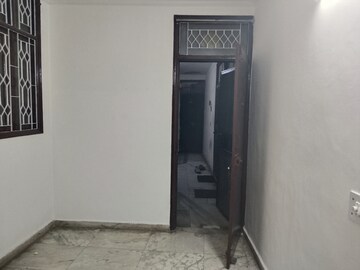 Furnished Amenities in 1 BHK Apartment at Khirki Extension – for Rent