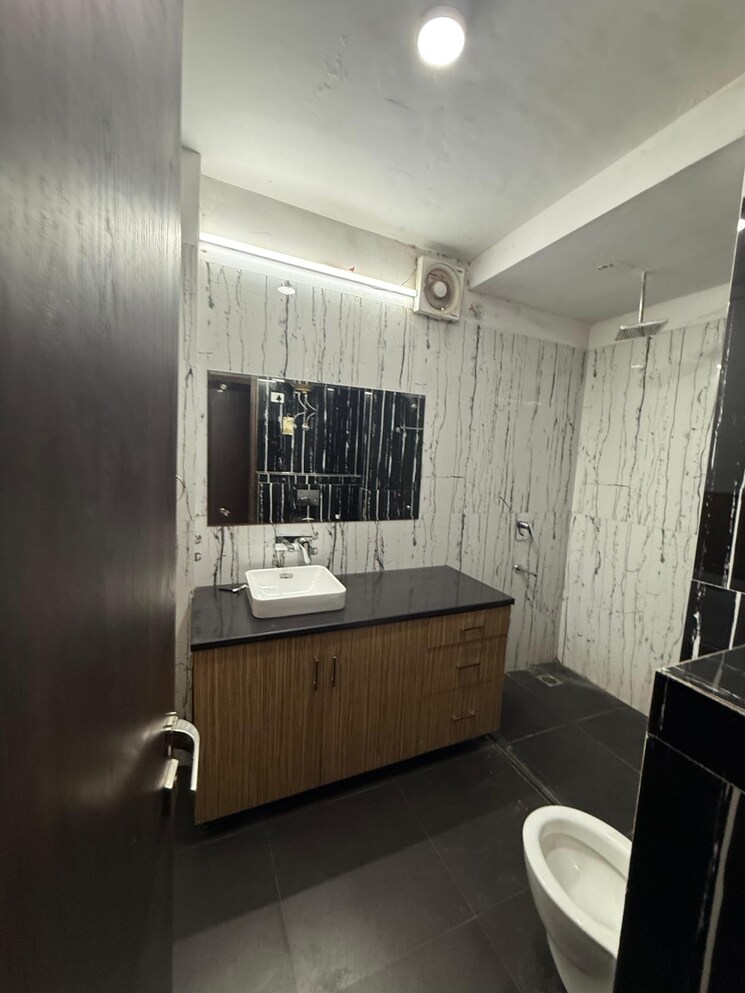 Kitchen, huda-staff-colony 3 Bedroom 2000 Sq.Ft. Builder Floor In Sector 46 Gurgaon 8930017