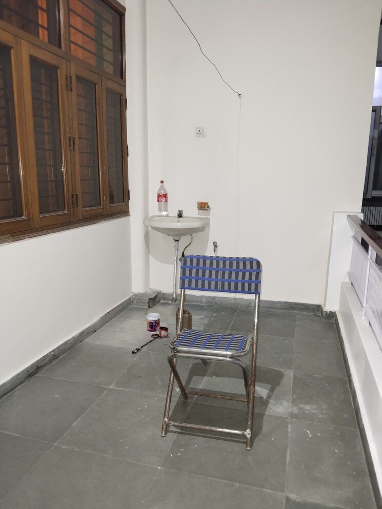 Other, khirki extension 2 Bedroom 800 Sq.Ft. Apartment In Khirki Extension Delhi 8930030