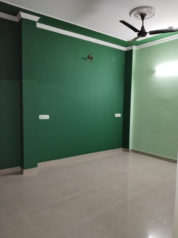Room in 2 BHK Apartment at Khirki Extension – for Rent