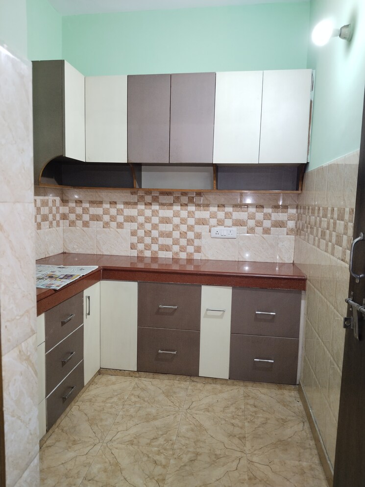 Kitchen, khirki extension 2 Bedroom 800 Sq.Ft. Apartment In Khirki Extension Delhi 8930030